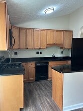 10545 Willow View Cir in Alpharetta, GA - Building Photo - Building Photo