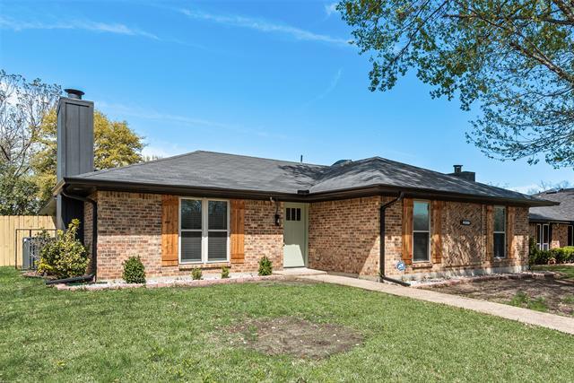 property at 1933 Garden Crest Ln