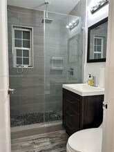 632 S 28th Ave in Hollywood, FL - Foto de edificio - Building Photo