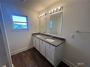 1830 Royal Loop in Belton, TX - Building Photo - Building Photo