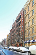 66-70 W 109th St in New York, NY - Foto de edificio - Building Photo