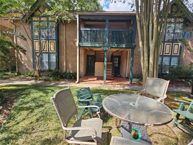 property at 8287 Kingsbrook Rd