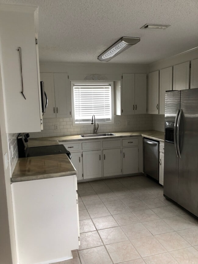 125 Radford Cir in Dothan, AL - Building Photo - Building Photo