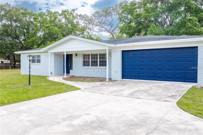 property at 3005 S Kings Ave