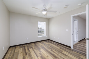 Richwood Bend - Affordable Housing in Lexington, KY - Building Photo - Interior Photo