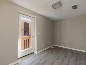 87 W 9th Ave in Columbus, OH - Building Photo - Building Photo