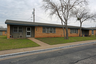 Georgian Manor in Austin, TX - Foto de edificio - Building Photo