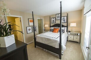 Briarleigh Park in Winston-Salem, NC - Building Photo