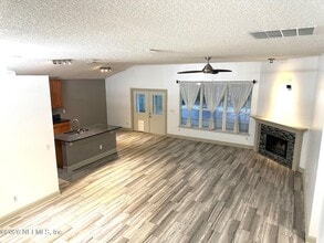 5388 Hidden Gardens Dr in Jacksonville, FL - Building Photo - Building Photo