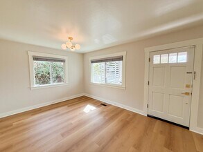 4400 Virginia Ave in Oakland, CA - Building Photo - Building Photo