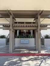 9125 Marina Pacifica Dr in Long Beach, CA - Building Photo - Building Photo
