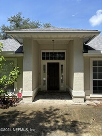 2112 Willesdon Dr E in Jacksonville, FL - Building Photo - Building Photo