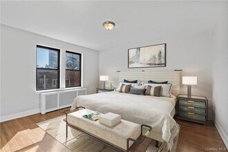 250 Martine Ave in White Plains, NY - Building Photo - Building Photo