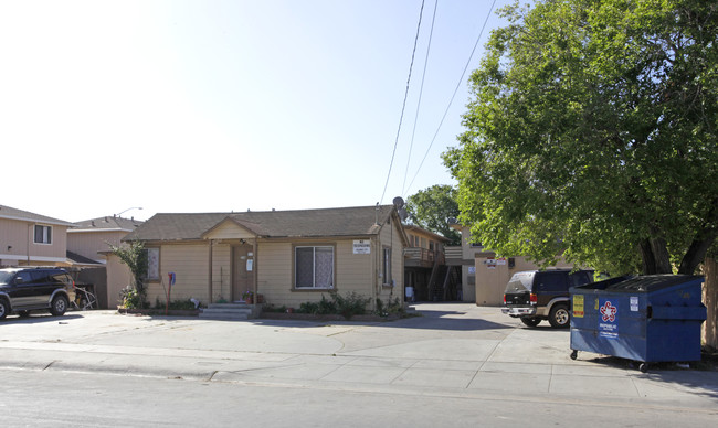 774 Elkington Ave in Salinas, CA - Building Photo - Building Photo