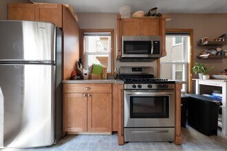 12 Speridakis Terrace in Cambridge, MA - Building Photo - Building Photo