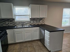 964 Cedar Run Ct NW in Walker, MI - Foto de edificio - Building Photo