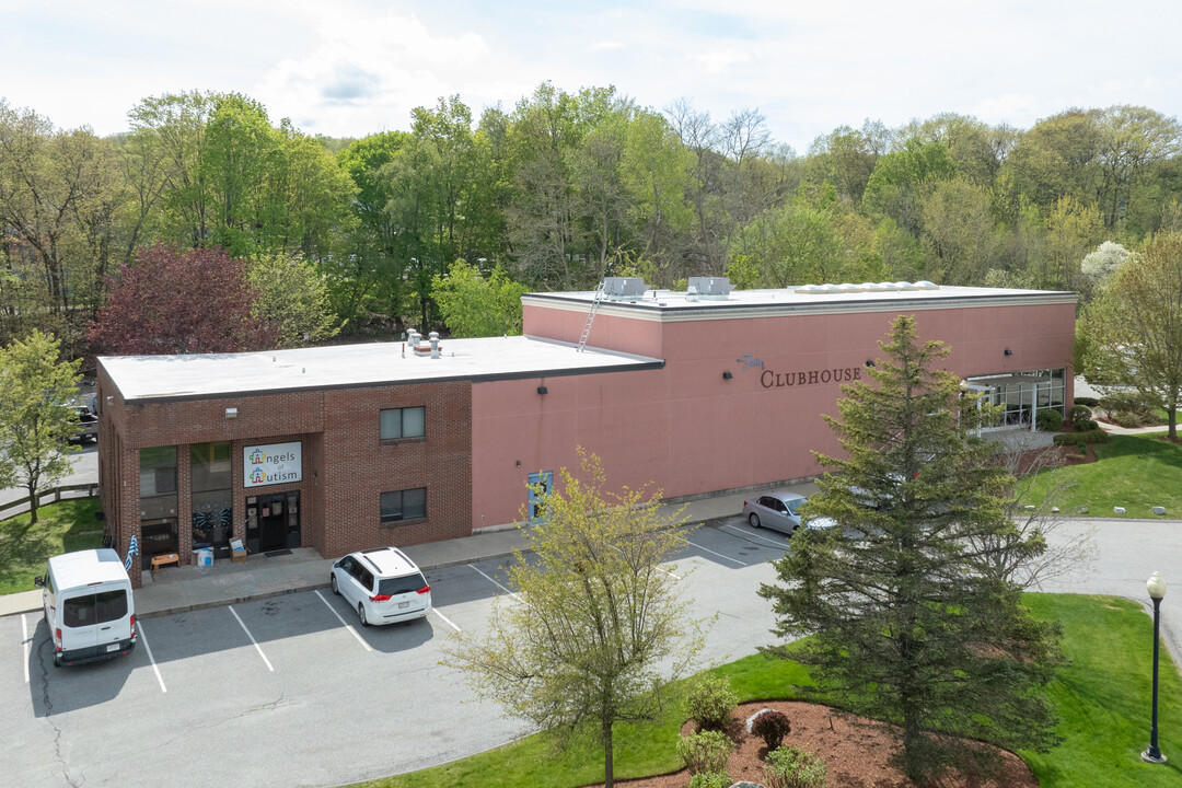 The Falls At Arden Mills in Fitchburg, MA - Building Photo