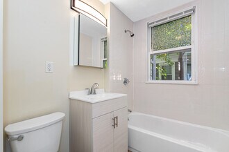 42 Brackett St in Boston, MA - Building Photo - Building Photo