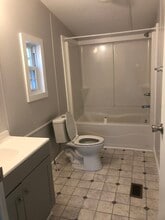 7164 Cornwallis Rd in Garner, NC - Foto de edificio - Building Photo