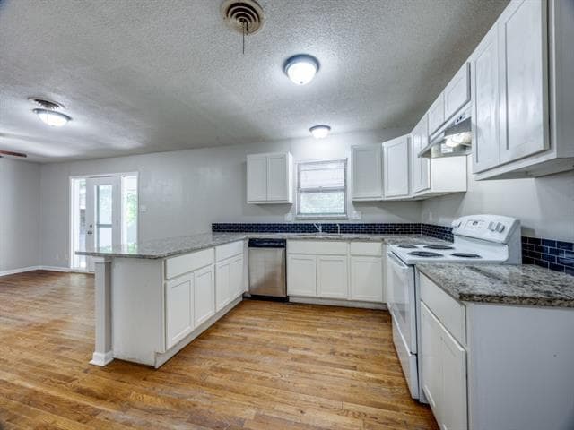 property at 1306 Blanton Pl