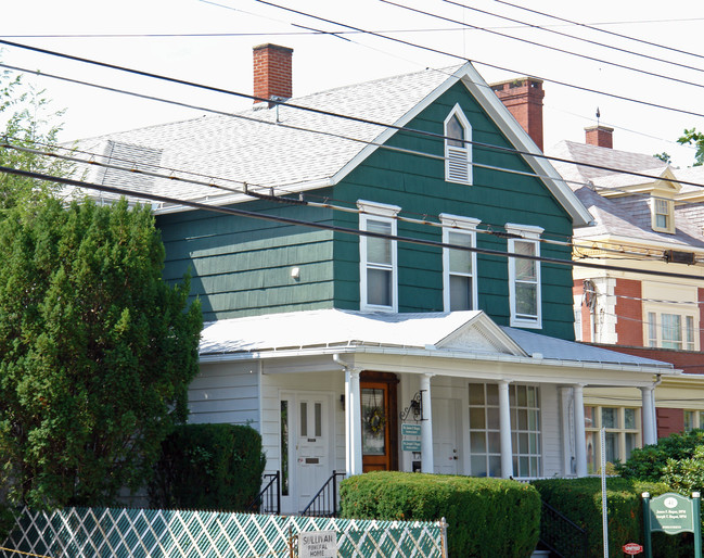 41 Oak St in Binghamton, NY - Foto de edificio - Building Photo