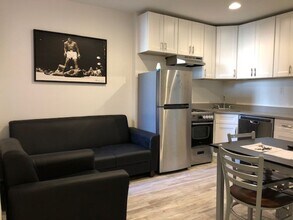 2415 Lorillard Pl, Unit #1 in Bronx, NY - Building Photo - Building Photo