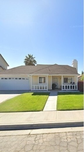 42947 Lemonwood Dr in Lancaster, CA - Building Photo