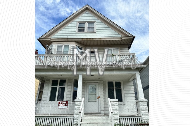 property at 2412 W Burnham St