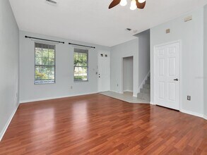 34902 Teeview Ln in Zephyrhills, FL - Foto de edificio - Building Photo