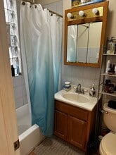 2334 N Southport Ave in Chicago, IL - Building Photo - Building Photo