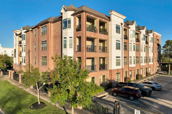 Midtown Grove in Houston, TX - Foto de edificio - Building Photo