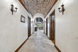 1746 Channel Rd in Austin, TX - Building Photo - Building Photo