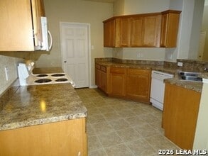 4338 Gambels Quail in Converse, TX - Building Photo - Building Photo