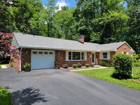 231 Timber Rd in Mount Gretna, PA - Building Photo