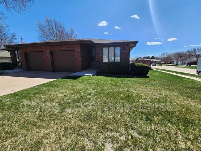 property at 1710 Eastridge Ave