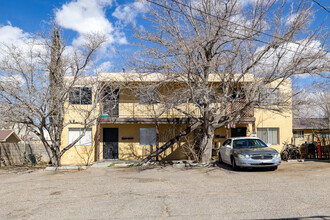 7605 Bell Ave SE in Albuquerque, NM - Building Photo - Building Photo