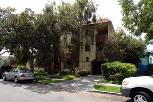 719 Louise St Apartments