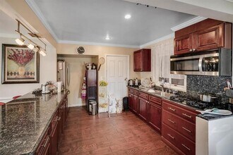 522 Scott Ave in Redwood City, CA - Building Photo - Building Photo