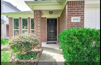 4918 Fair Oak Dale Ln in Humble, TX - Building Photo - Building Photo