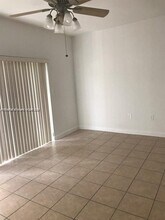 1650 NE 33rd Ave in Homestead, FL - Foto de edificio - Building Photo