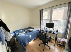 6 Bickford Ave, Unit 2 in Boston, MA - Foto de edificio - Building Photo