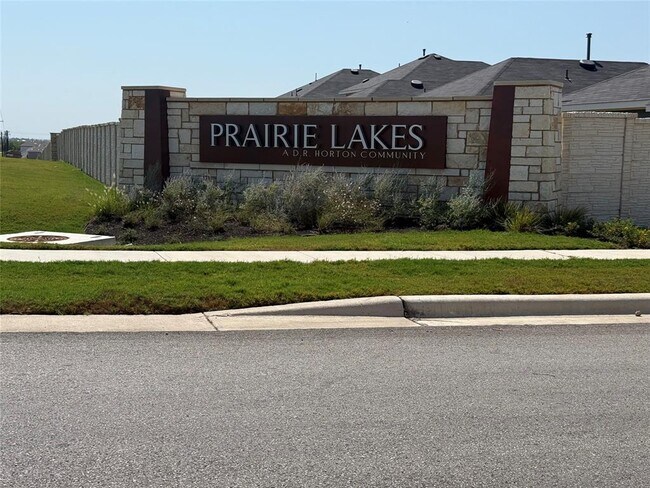 214 Alkali Dr in Buda, TX - Building Photo - Building Photo