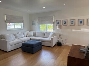 12275 Quail Roost Dr in Miami, FL - Building Photo - Building Photo