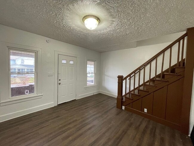 724 S Linden Ave in Alliance, OH - Building Photo - Building Photo