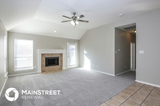7928 Hill Country Ln in Dallas, TX - Building Photo - Building Photo