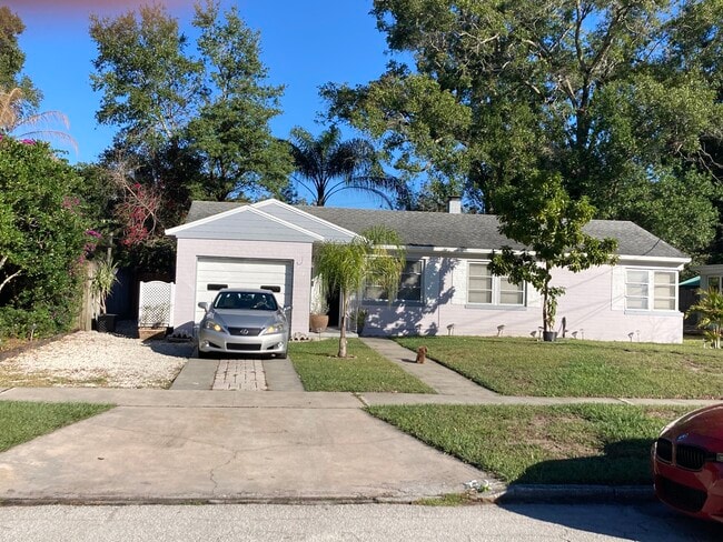 property at 2121 Stanley St