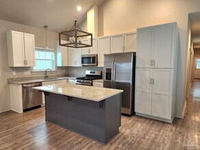 106 S G St in Pensacola, FL - Foto de edificio - Building Photo