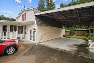 2277 Hull Rd in Kinston, NC - Building Photo - Building Photo