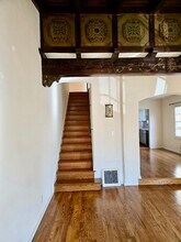 616 N Orange Dr, Unit 616 in Los Angeles, CA - Building Photo - Building Photo