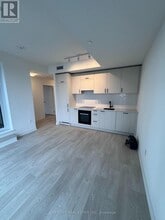 1 Quarrington Lane in North York, ON - Building Photo - Building Photo